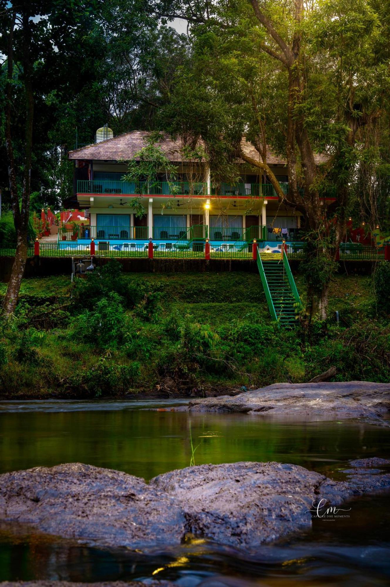 Falcon Riverview Resorts Kuttampuzha Exterior photo