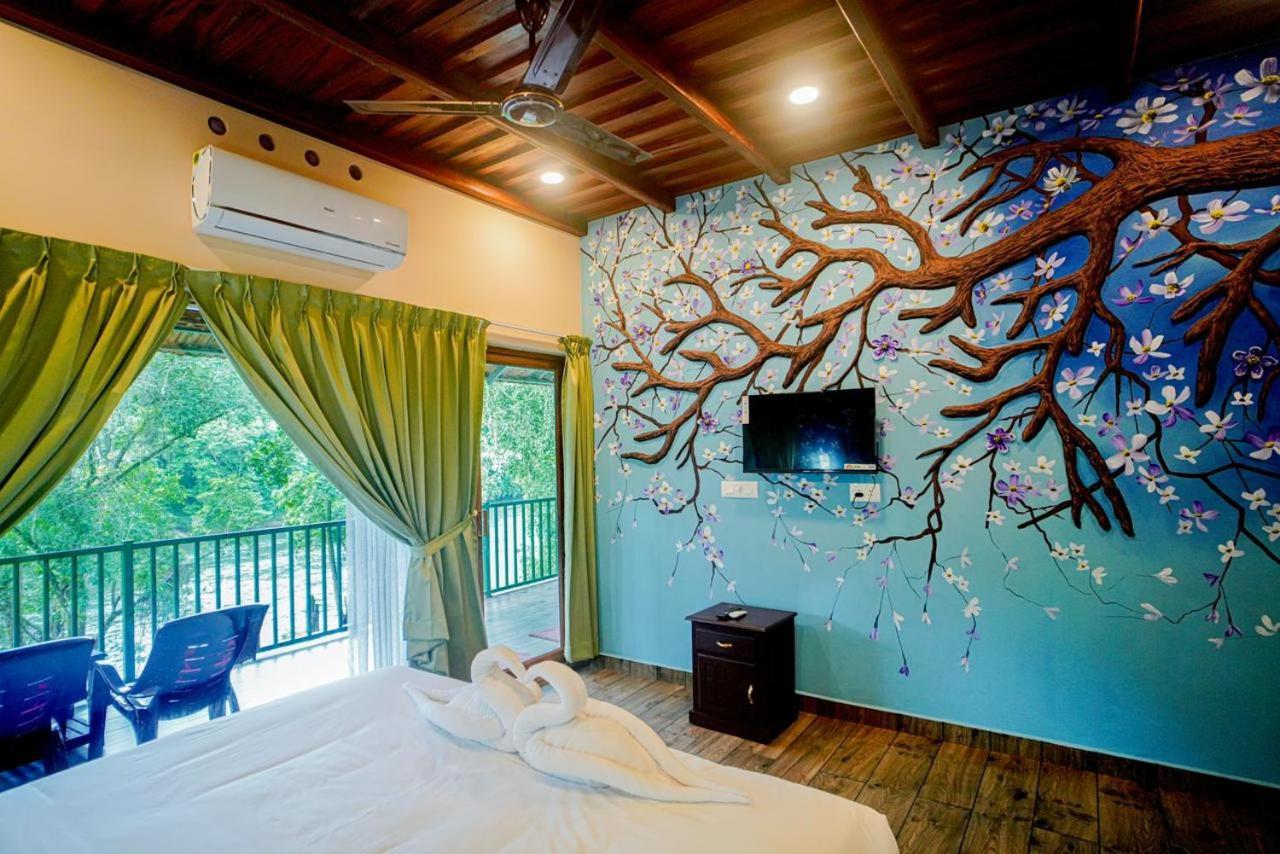 Falcon Riverview Resorts Kuttampuzha Exterior photo
