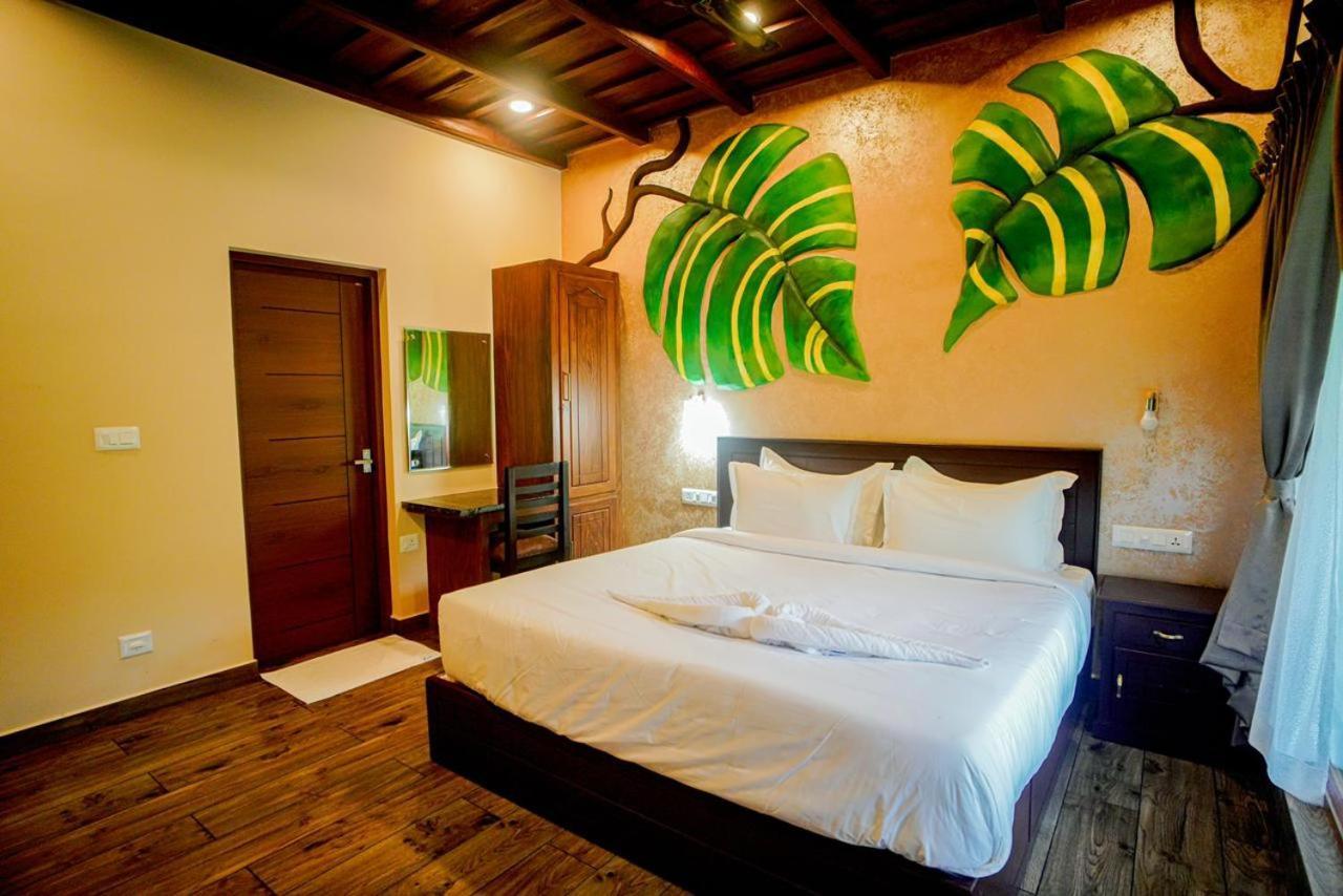 Falcon Riverview Resorts Kuttampuzha Exterior photo