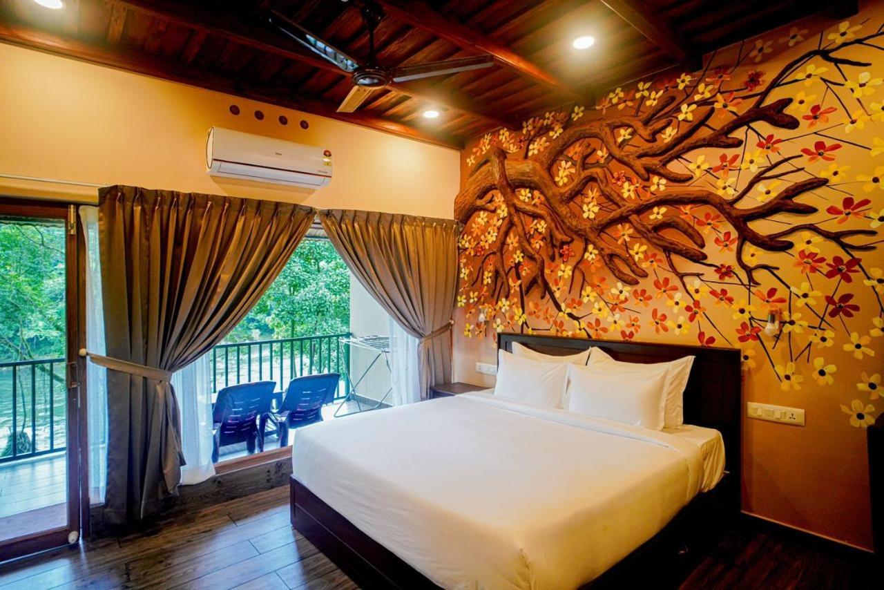 Falcon Riverview Resorts Kuttampuzha Exterior photo