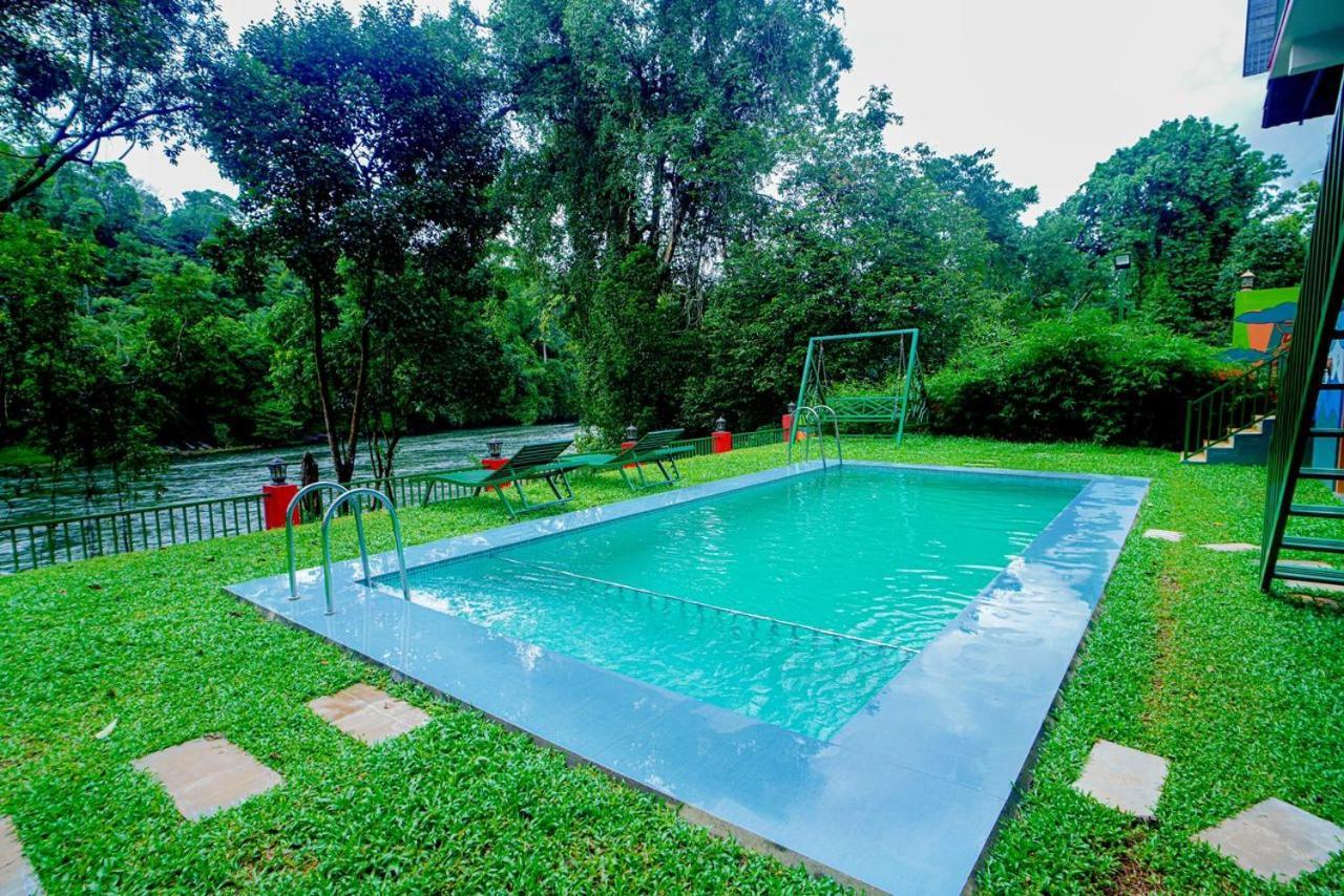 Falcon Riverview Resorts Kuttampuzha Exterior photo